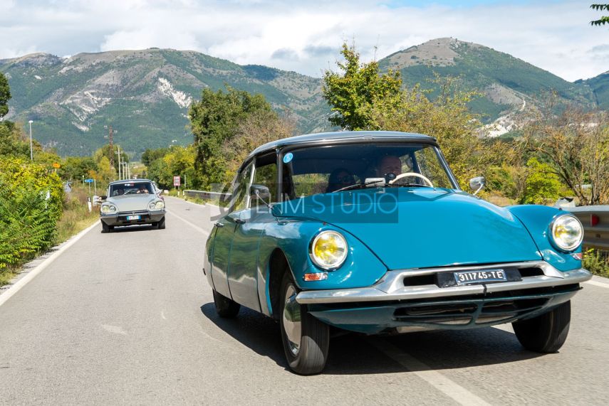 Una domenica a Sabaudia in Citroën d'epoca